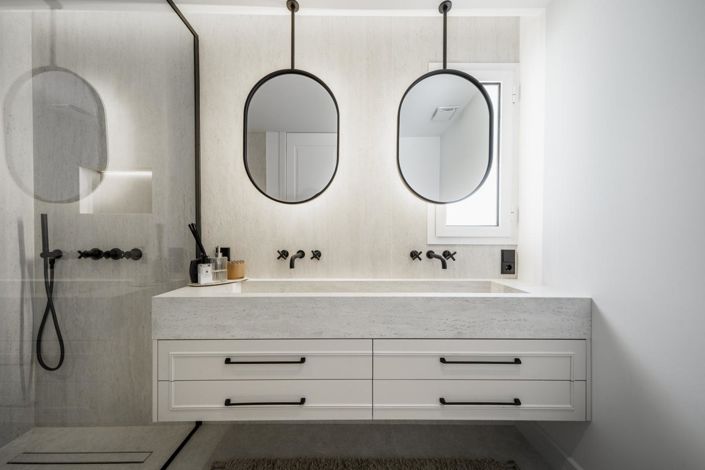 Image No.15-3 Bed Property for sale