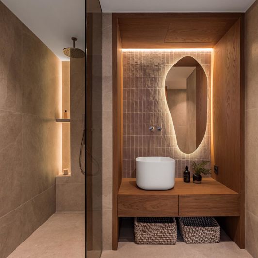 Image No.5-4 Bed Property for sale