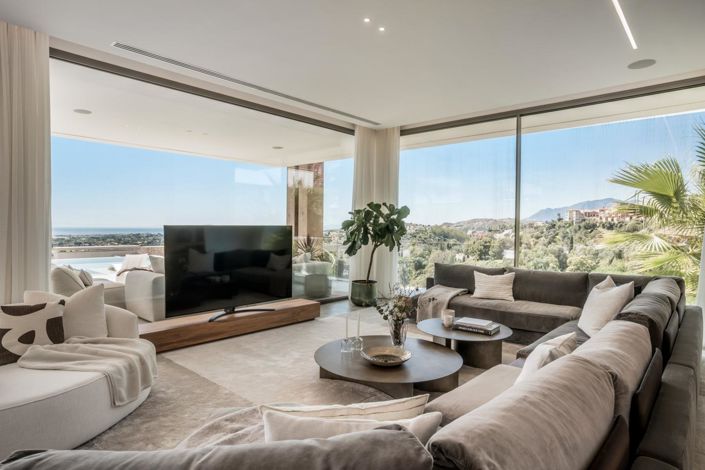 Image No.34-6 Bed Property for sale