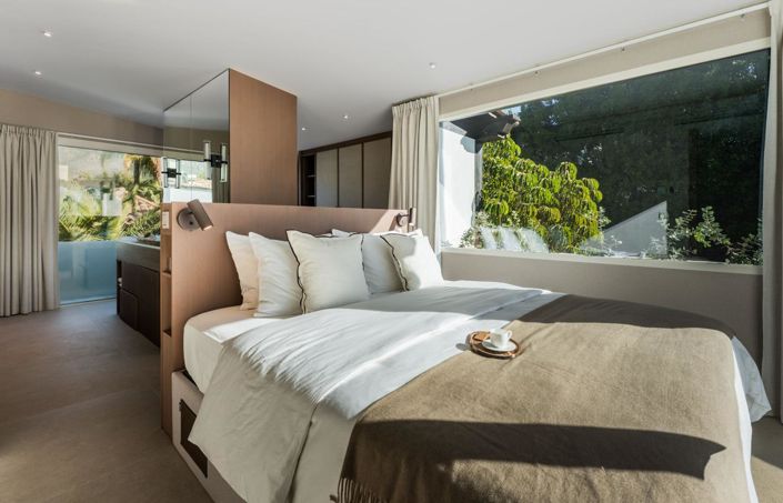 Image No.18-4 Bed Property for sale