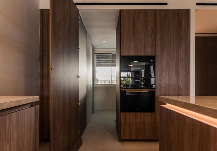 Image No.21-4 Bed Property for sale