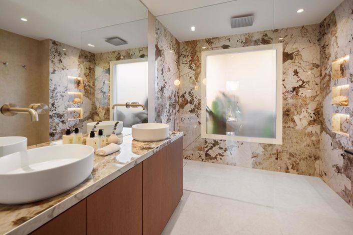 Image No.34-4 Bed Property for sale