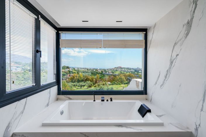 Image No.3-Propriété de 4 chambres à vendre à Artola