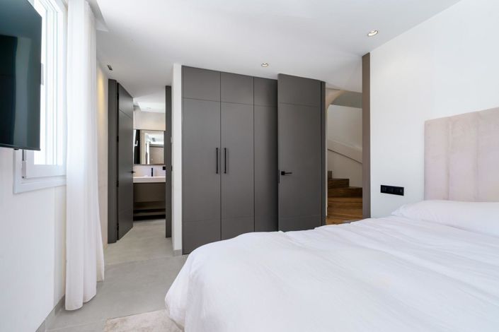 Image No.8-Propriété de 4 chambres à vendre à Artola