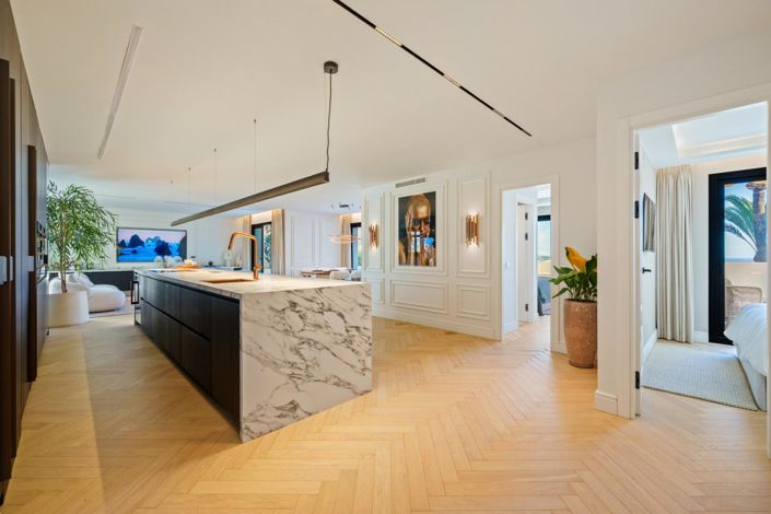 Image No.18-3 Bed Property for sale