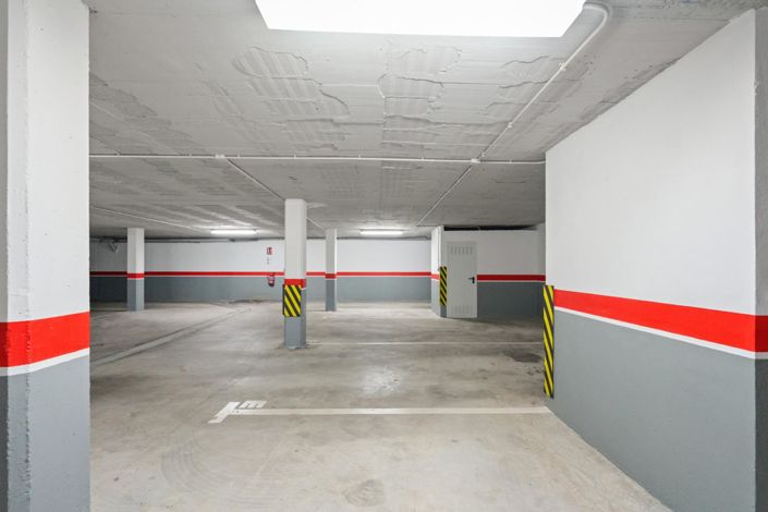 Image No.3-3 Bed Property for sale