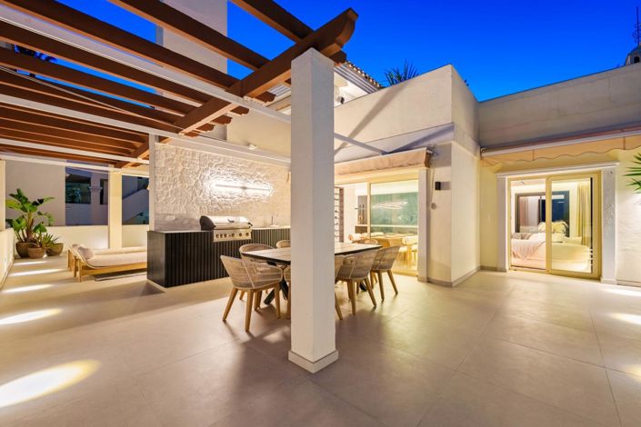 Image No.31-3 Bed Property for sale