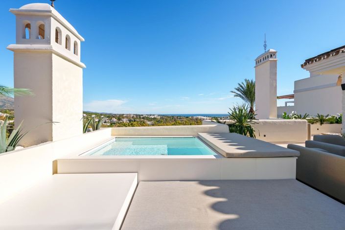 Image No.37-3 Bed Property for sale