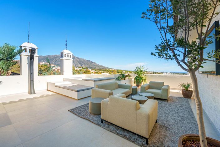 Image No.40-3 Bed Property for sale