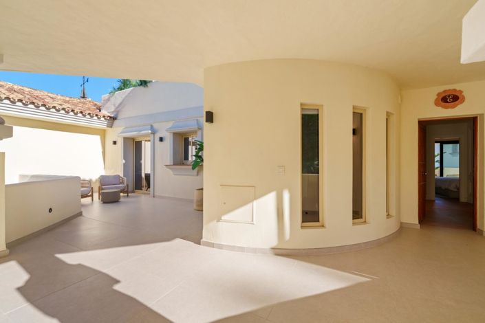 Image No.7-3 Bed Property for sale