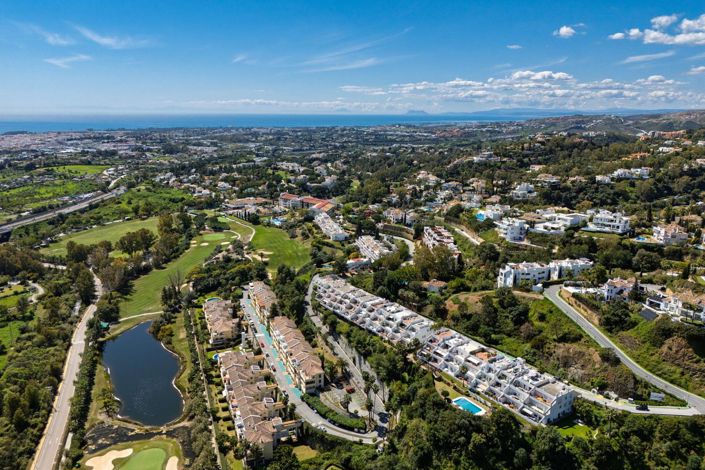 Image No.34-3 Bed Property for sale