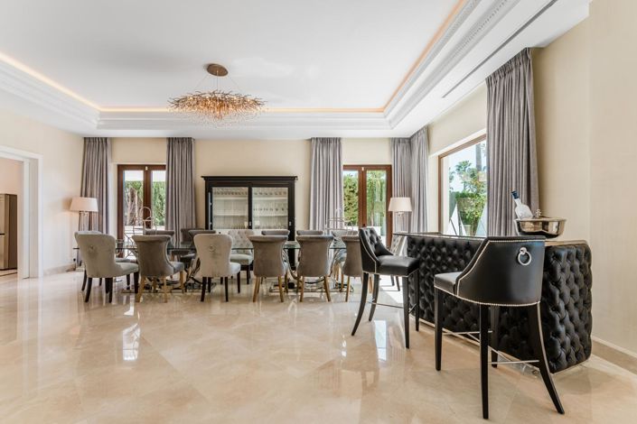 Image No.39-8 Bed Property for sale