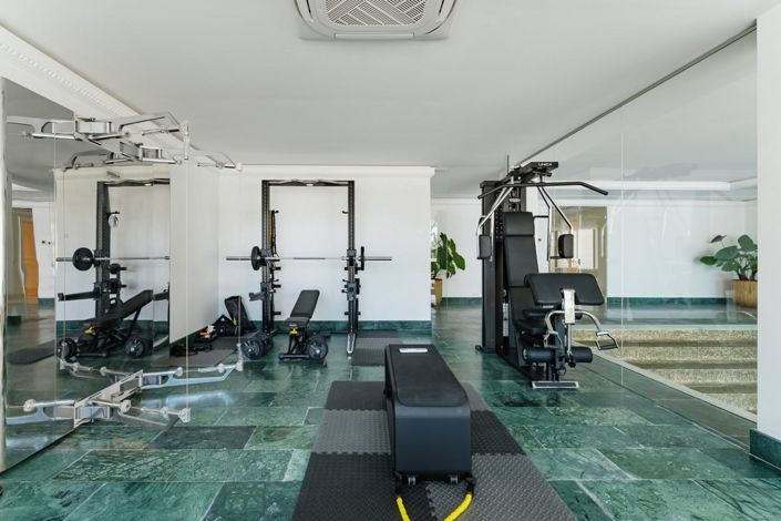 Image No.41-8 Bed Property for sale