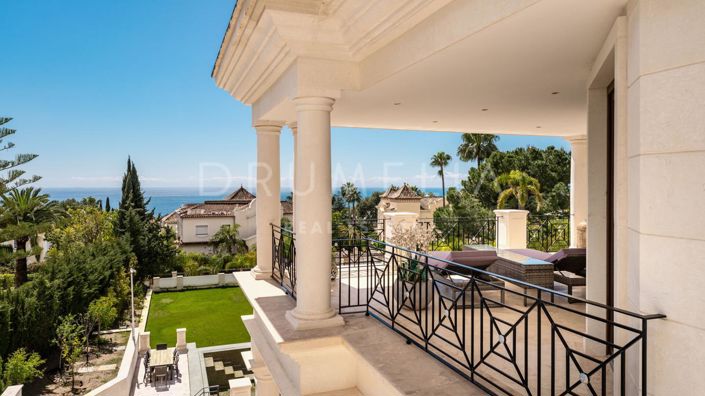 Image No.45-8 Bed Property for sale