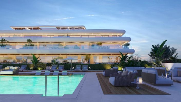 Image No.14-2 Bed Property for sale