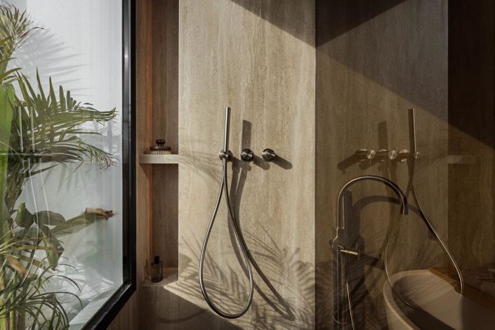 Image No.9-3 Bed Property for sale