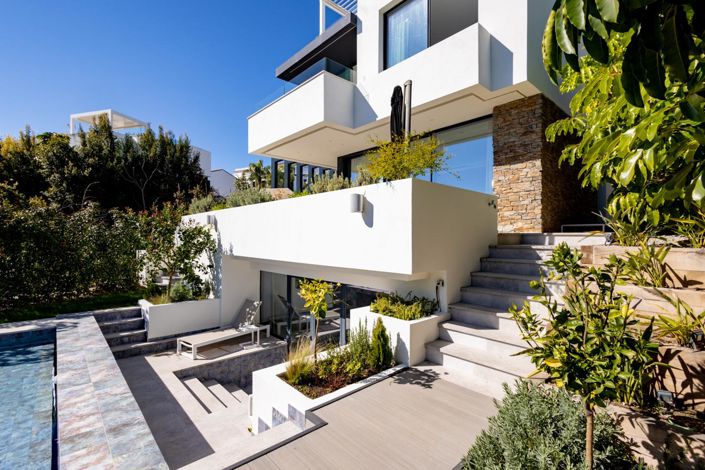 Image No.2-Propriété de 4 chambres à vendre à Estepona