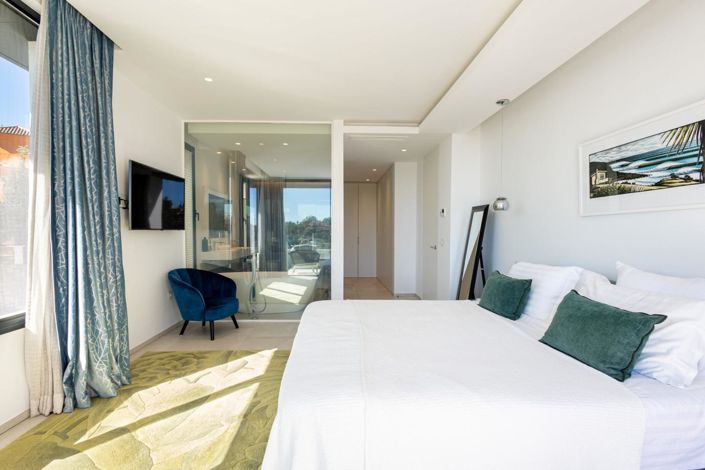 Image No.24-Propriété de 4 chambres à vendre à Estepona