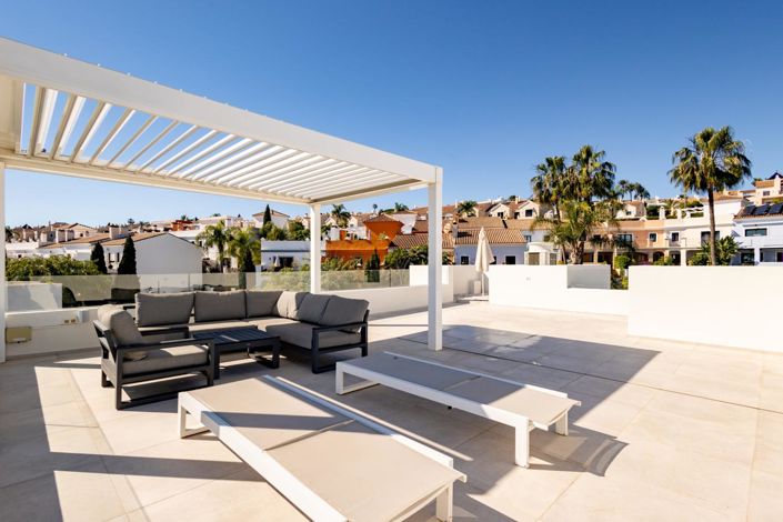 Image No.8-Propriété de 4 chambres à vendre à Estepona