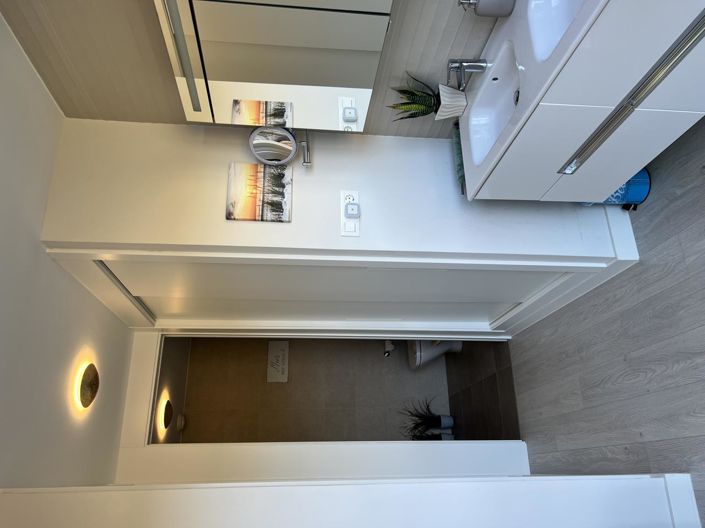 Image No.23-4 Bed Property for sale