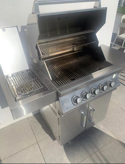 Image No.46-6 Bed Property for sale