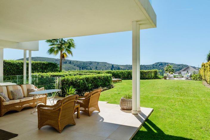 Image No.30-3 Bed Property for sale