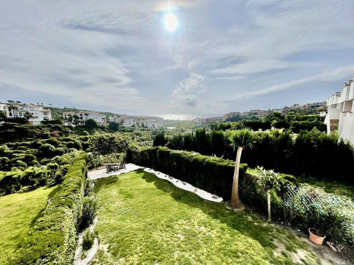 Image No.34-3 Bed Property for sale