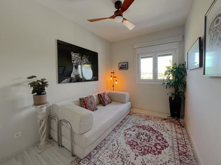 Image No.23-2 Bed Property for sale