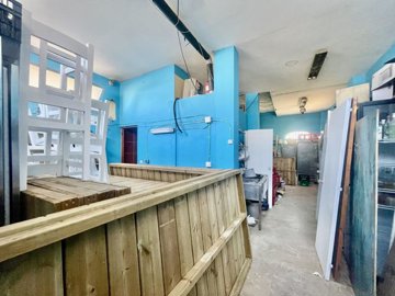 4268018-4aefbc3b