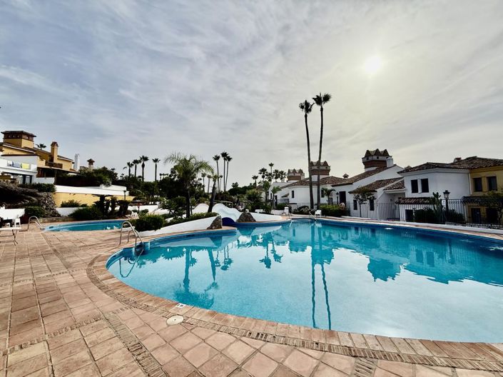 Image No.16-2 Bed Property for sale