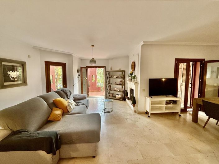 Image No.26-2 Bed Property for sale