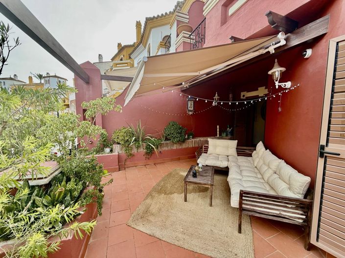 Image No.4-2 Bed Property for sale