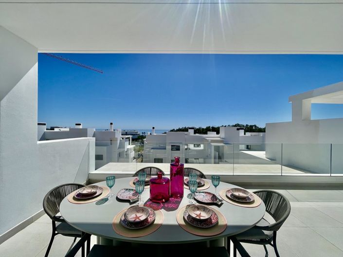 Image No.23-3 Bed Property for sale