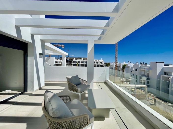 Image No.27-3 Bed Property for sale