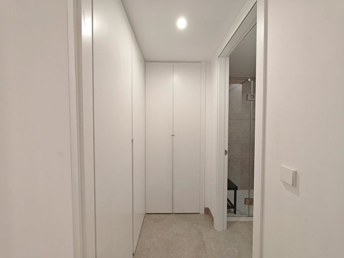 Image No.23-2 Bed Property for sale
