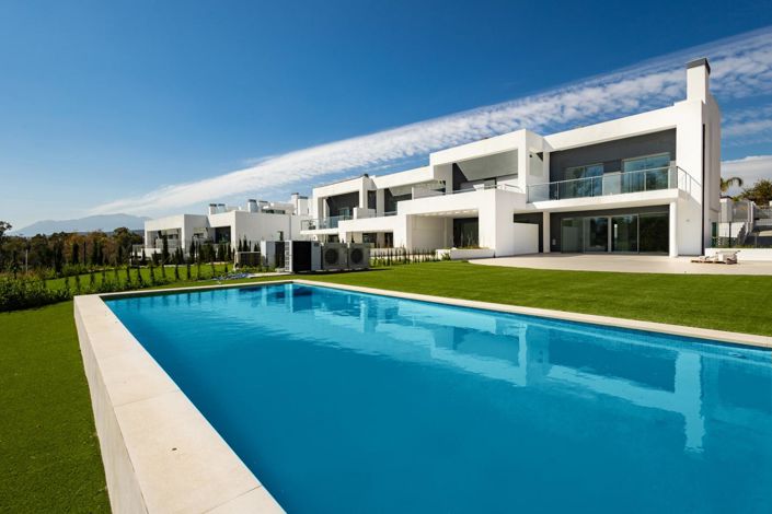Image No.2-3 Bed Property for sale