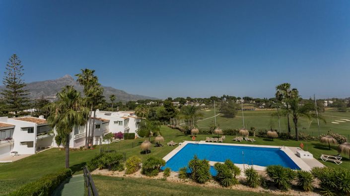 Image No.4-4 Bed Property for sale
