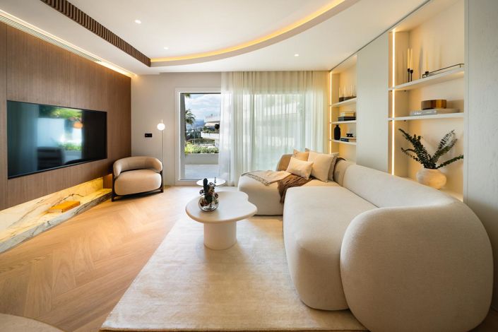 Image No.28-3 Bed Property for sale