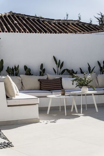 Image No.4-5 Bed Property for sale