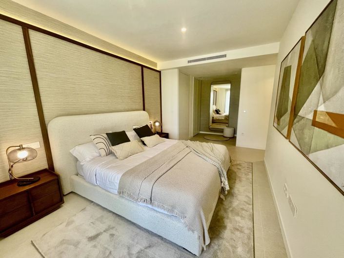 Image No.15-3 Bed Property for sale