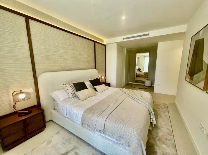 Image No.23-3 Bed Property for sale