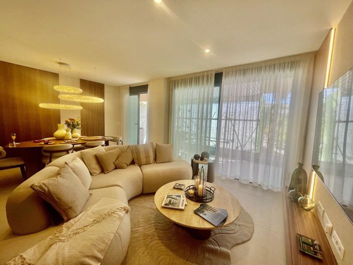 Image No.25-3 Bed Property for sale