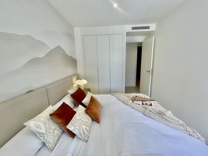 Image No.7-3 Bed Property for sale