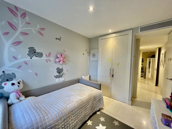 Image No.14-3 Bed Property for sale