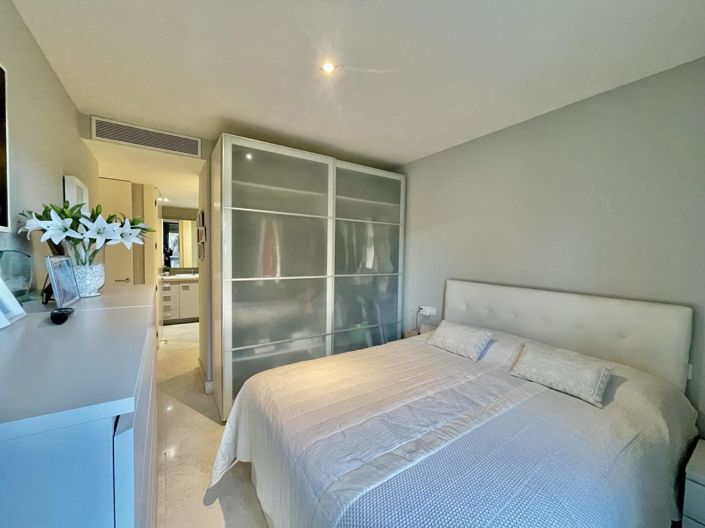 Image No.21-3 Bed Property for sale