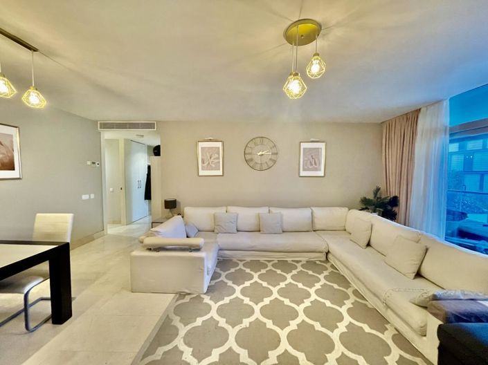 Image No.35-3 Bed Property for sale