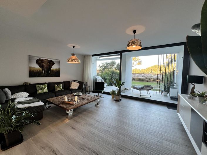 Image No.22-3 Bed Property for sale
