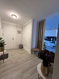 4280198-15be5327
