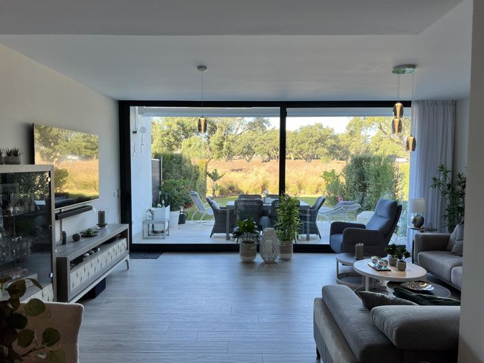 Image No.18-4 Bed Property for sale