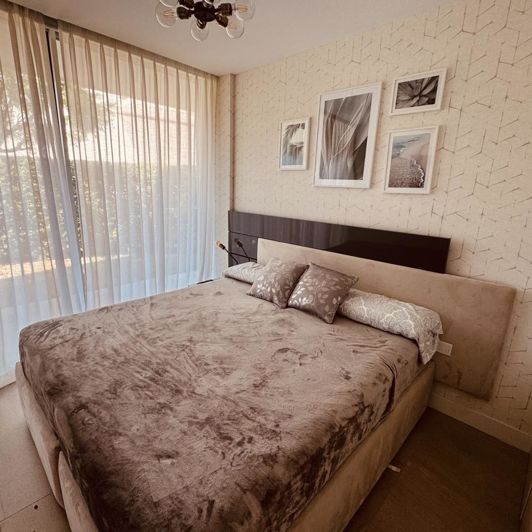 Image No.9-2 Bed Property for sale